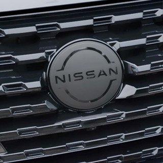 NISSAN KICKS 1.5代 / SENTRA B18【水晶前標黑化保護貼】3M 不殘膠 貼膜 包膜 改裝