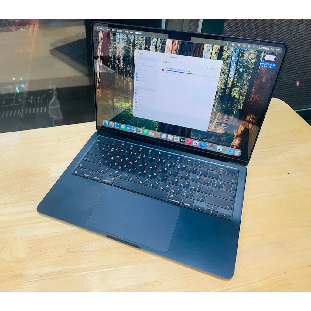 台中 保固2025/8/8 MacBook Air 13吋 M2 8G 512GB 午夜黑 黑色 132次 A2681
