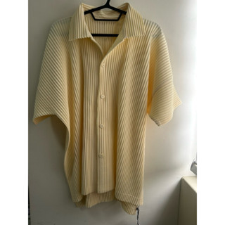 全新 homme plisse issey miyake 鵝黃色3號polo衫