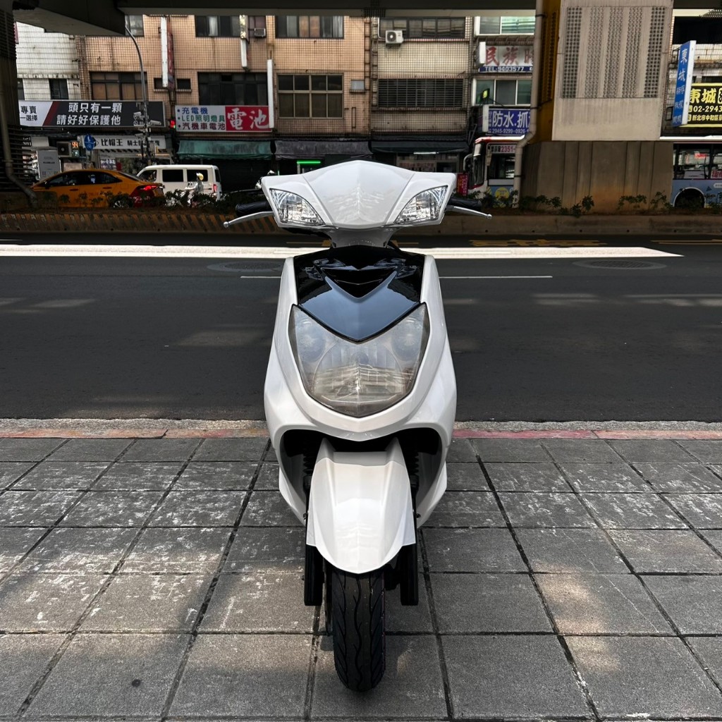 (貳輪嶼二手機車-新北中和店) 2010年 勁戰二代125 #093