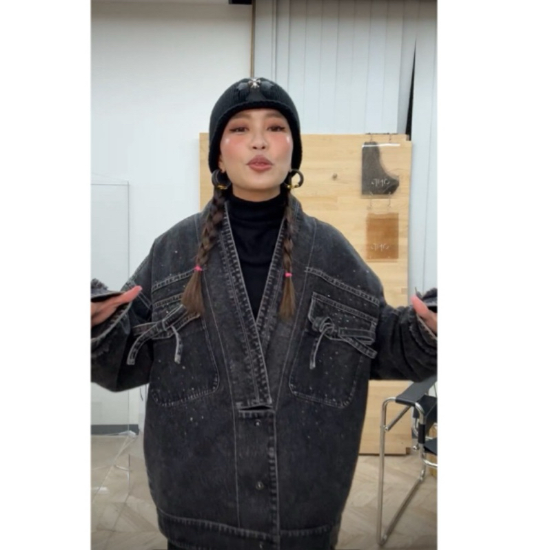 ♡誠徵♡ 琥珀太太 Amber Madam 品牌款 亮晶晶 水洗炭黑鵝絨和服牛仔外套/雙面流蘇裙