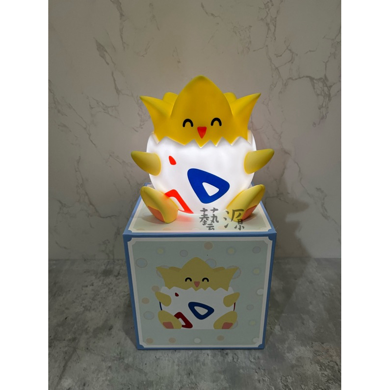 【藝源】 現貨 神奇寶貝 寶可夢 波克比 波克比公仔 拍拍燈 小夜燈 手辦公仔 生日禮物 可愛擺件 聖誕節禮物 床頭燈