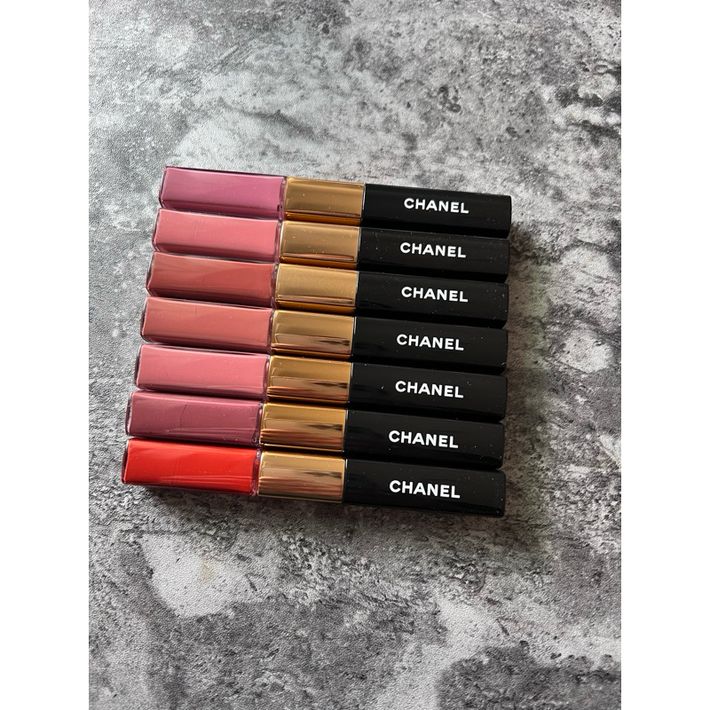 新色 香奈兒 Chanel 超炫耀持色唇萃 186 188 192 196 166 182 雙頭 唇 釉 萃 174