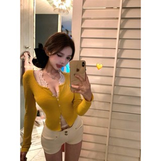 【KIKIFAME】💛三色 心機性感透膚蕾絲背心 排扣長袖上衣 長袖開衫 蕾絲背心 性感背心 排扣上衣 兩件套 長袖T恤