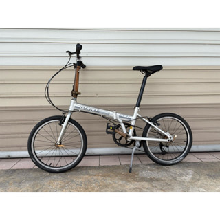 捷安特 GIANT TALLERWAY 8.0 RD 20吋8速 折疊車