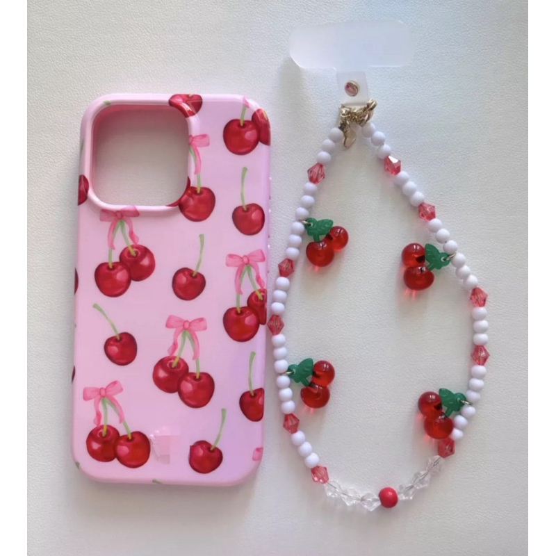 美國潮牌Velvet Caviar粉紅磨砂磁吸手機殼iPhone 16 /15，內裡加絨布，手感極佳全新狀態，無原包裝