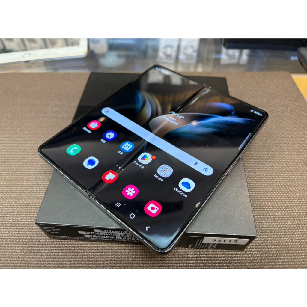 奇機巨蛋【SAMSUNG 三星】二手出清 Galaxy Z Fold4 256GB 保固一個月
