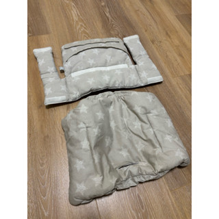 二手 Stokke Tripp Trapp 成長椅搭配坐墊