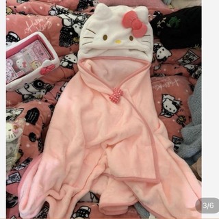 Kitty浴巾 披肩 空調毯🎀 凱蒂貓毯子連帽浴巾披肩毛毯午睡空調被出國酒店卡通浴巾 午睡毯 小毯子 薄毯 連帽毯