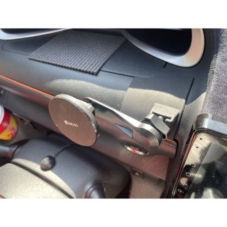 二手 TOYOTA Sienta 專用手機架 磁吸架 豐田 車用 配件