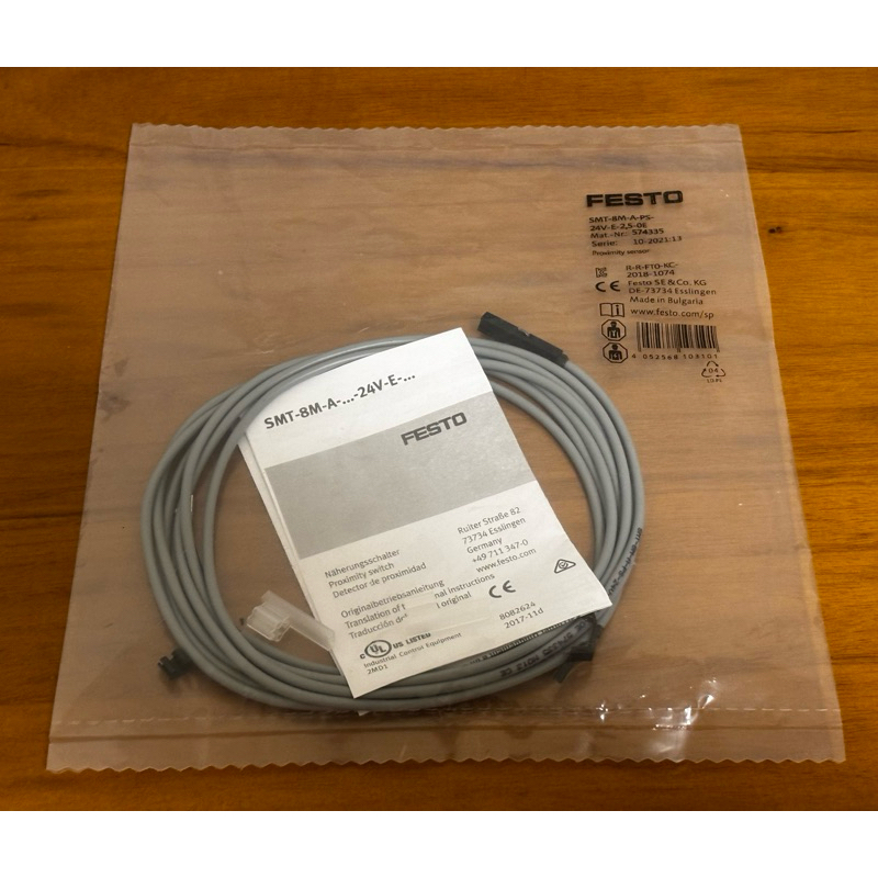 Festo SMT-8M-A-PS-24V-E-2.5-0E 汽缸磁簧開關