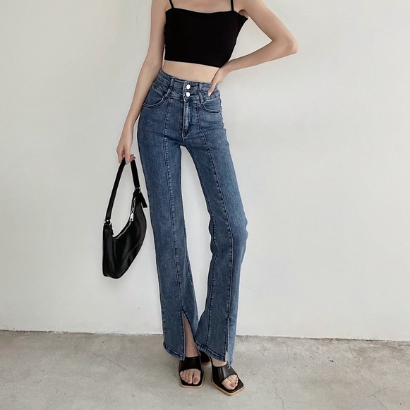 【Aa.chic熱賣商品】高腰微喇叭開衩牛仔褲(兩色).淺藍/深藍/牛仔褲/翹臀/高腰/顯瘦/修身【C420277】