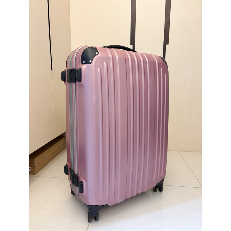 【二手】美麗華Commodore 戰車行李箱 霧面 粉色 29吋