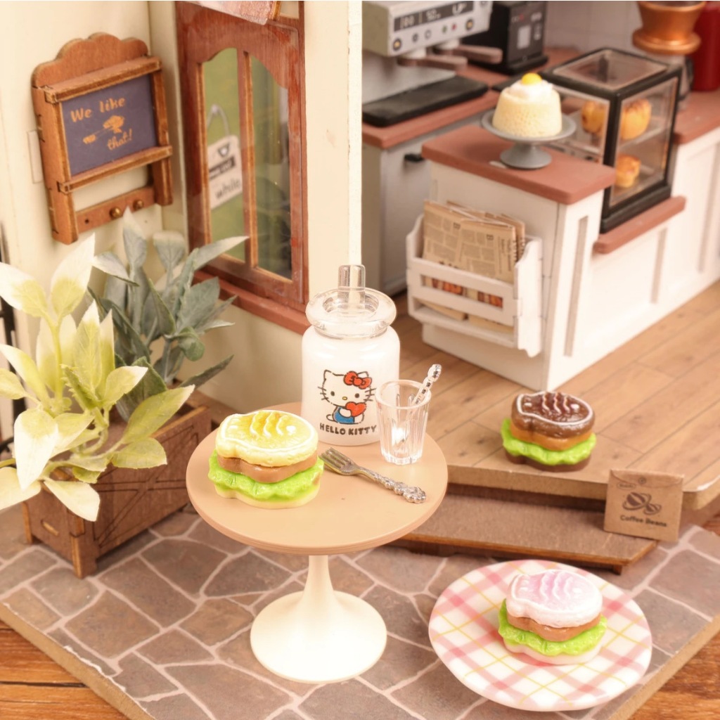 四葉草小舖~可愛三層迷你鯛魚燒漢堡造型～微縮食玩～咕卡配件～髮夾配件~樹脂奶油膠DIY~吊飾DIY~各式DIY搭配