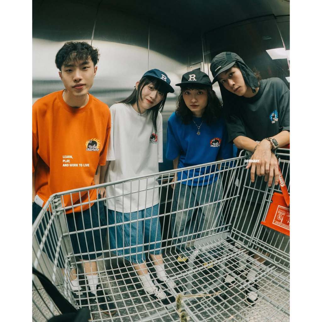 ORDINARY 25SS RACING CLUB™ GRAPHIC TEE 經典角色賽車短T【PS中壢】