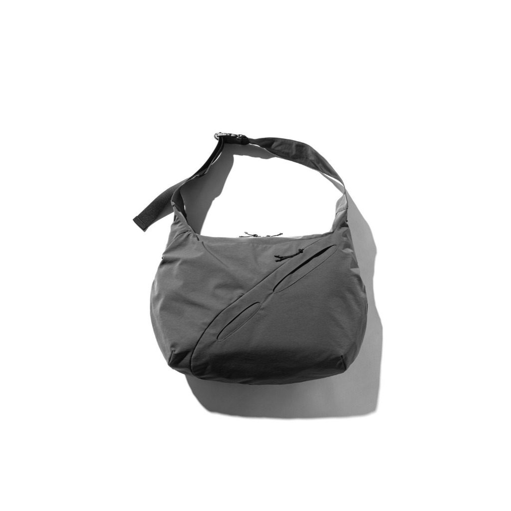 +81 DIMENSIONAL BAG 高島涼 CLESSTE 81 DIMENSIONAL BAG 高島涼 CLESSTE