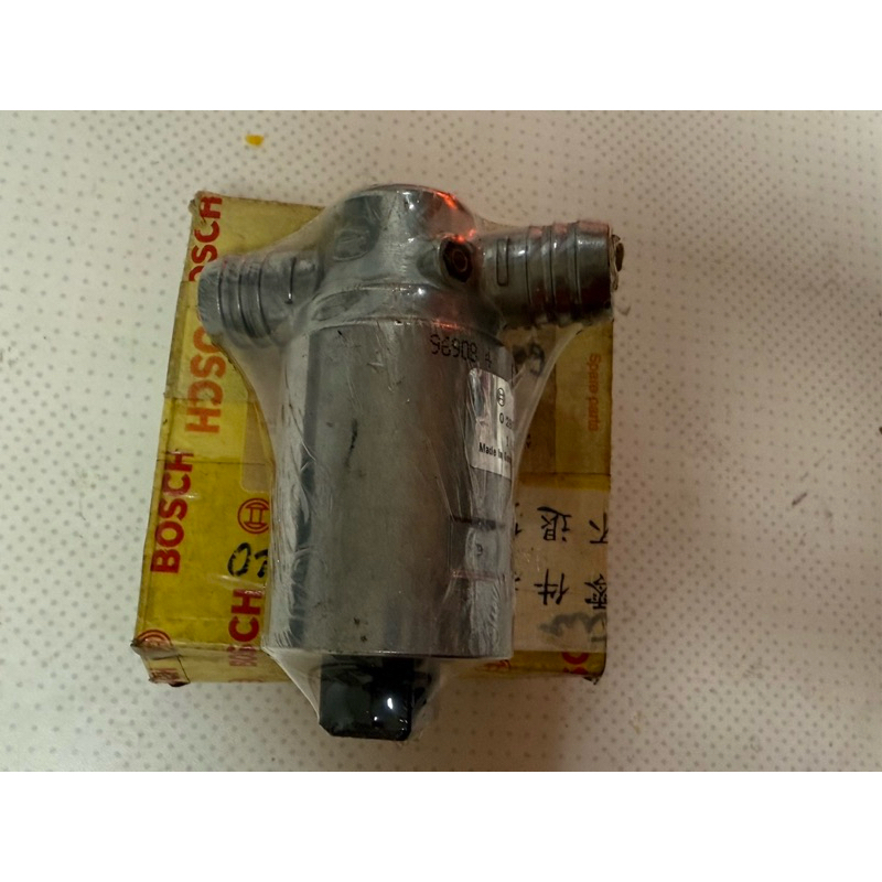 BMW E30 M40 318 e36 m42 318全新怠速馬達一顆