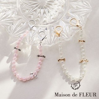 Maison de FLEUR 甜美蝴蝶結串珠造型吊飾(08000510500)