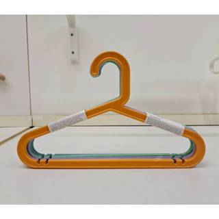IKEA 兒童衣架8件組 熱賣商品 兒童曬衣架 /衣架 /兒童專用 /衣櫃衣架