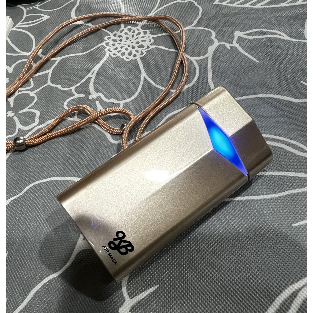 [現貨]KB AIR MASK 隨身空氣清淨機 電子口罩 香檳金 日本製