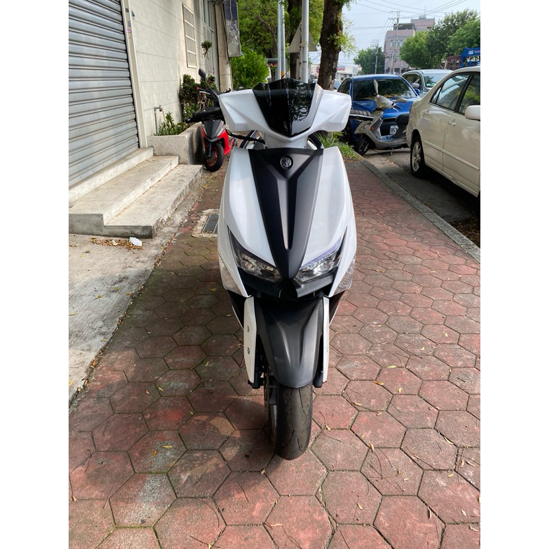 Yamaha 勁戰六代 125 abs 水冷 中古機車
