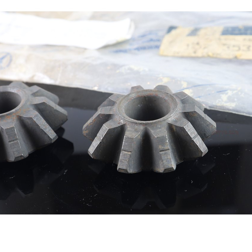 【DIY PLAZA】新品 M-Benz 賓士 原廠 W202 W203 W210 差速器 小齒輪 1073530014