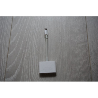 A1438 九成九新，Apple Lightning 數位 AV 轉接器