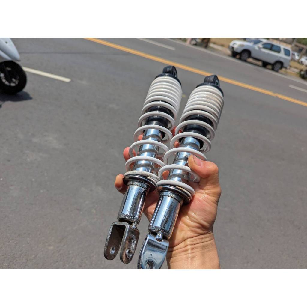 三陽錦昌機車-山葉勁戰一、二、三代 GTR 或 AERO RAY125可用原廠後避震器中古二手良品 有問題包退雷霆G5可