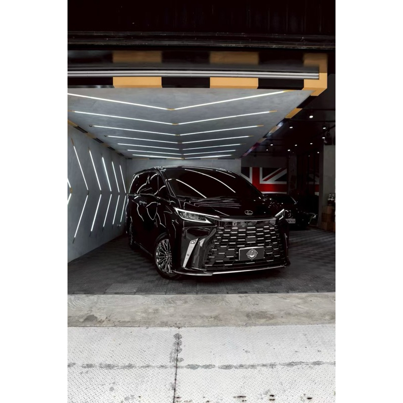 【 租車 Sw裳悅跑車出租 】 正25年 Lexus LM350h超跑出租、雙B自駕、全省租車、南部租車、禮車