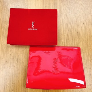 YSL 紅色絨布包 大紅色化妝包 YSL 聖羅蘭 化妝包 收納包 壓釦 皮革 紅色 coco彩購 絨布