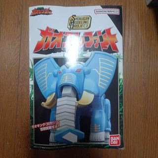 八田元氣小棧:日版全新已拆封未使用 萬代 DX百獸戰隊 牙吠連者 牙吠象 藍象 劍 盾 武裝