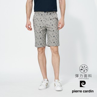 【pierre cardin 皮爾卡登】男款 微彈性印花平口休閒短褲-卡其色 (5257962-82)