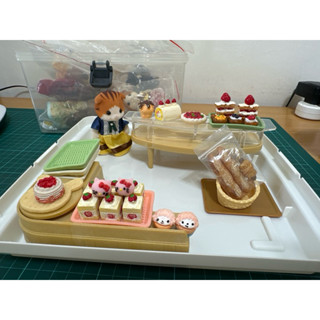 玩具扮家家酒_ 森林家族_ ⚠️無附娃_蛋糕櫥櫃🍰蛋糕舖絕版品