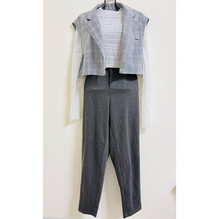 《整套售》NET透膚微高領內搭👚+短板格紋西裝背心🎽+老爺長褲👖