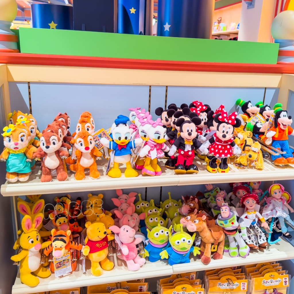 現貨🔥日本迪士尼樂園代購🇯🇵可站立 骨架娃娃 高飛 布魯托 小熊維尼 小豬 跳跳虎 奇奇蒂蒂 克莉絲