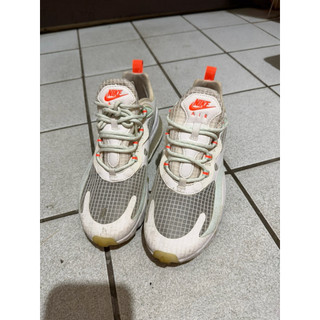 NIKE AIR MAX 270 REACT原價貴森森現在甜價出售