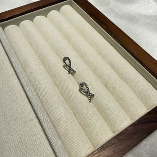 【Pristine🤍下單送拭銀布】S925銀針 低語交叉星鑽耳環 現貨秒出 耳環 飾品 女飾 質感 正韓