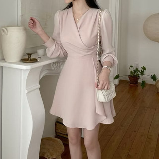 🇰🇷Chloe C. 韓國東大門服飾🇰🇷 Refill 正韓拼接紡紗交叉領短洋裝.約會典禮.婚禮洋裝