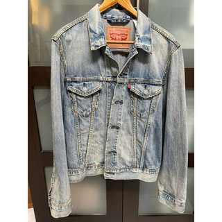 LEVI’S TRUCKER TYPE 3 DENIM JACKET