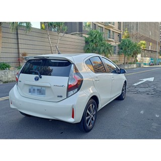 2019 Toyota Prius c 1.5 油電車 盲點偵測 定速 無待修 大電池狀況良好 認證中古車