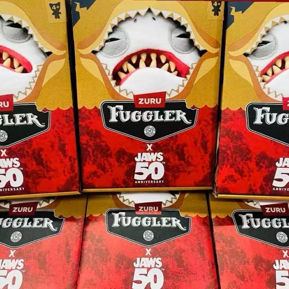 【台灣出貨🔥免運】正版最新Fuggler正版萌牙怪獸大白鯊系列 9吋大白鯊50週年紀念版 可愛搞怪潮玩潮