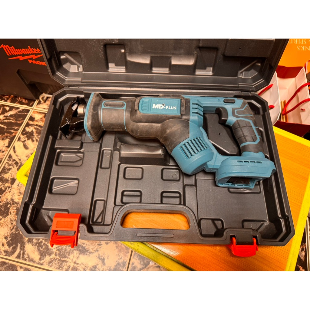 二手 MD-PLUS 18V 軍刀鋸 往復鋸 馬刀鋸 單手軍刀鋸 牧田電池通用 187軍刀