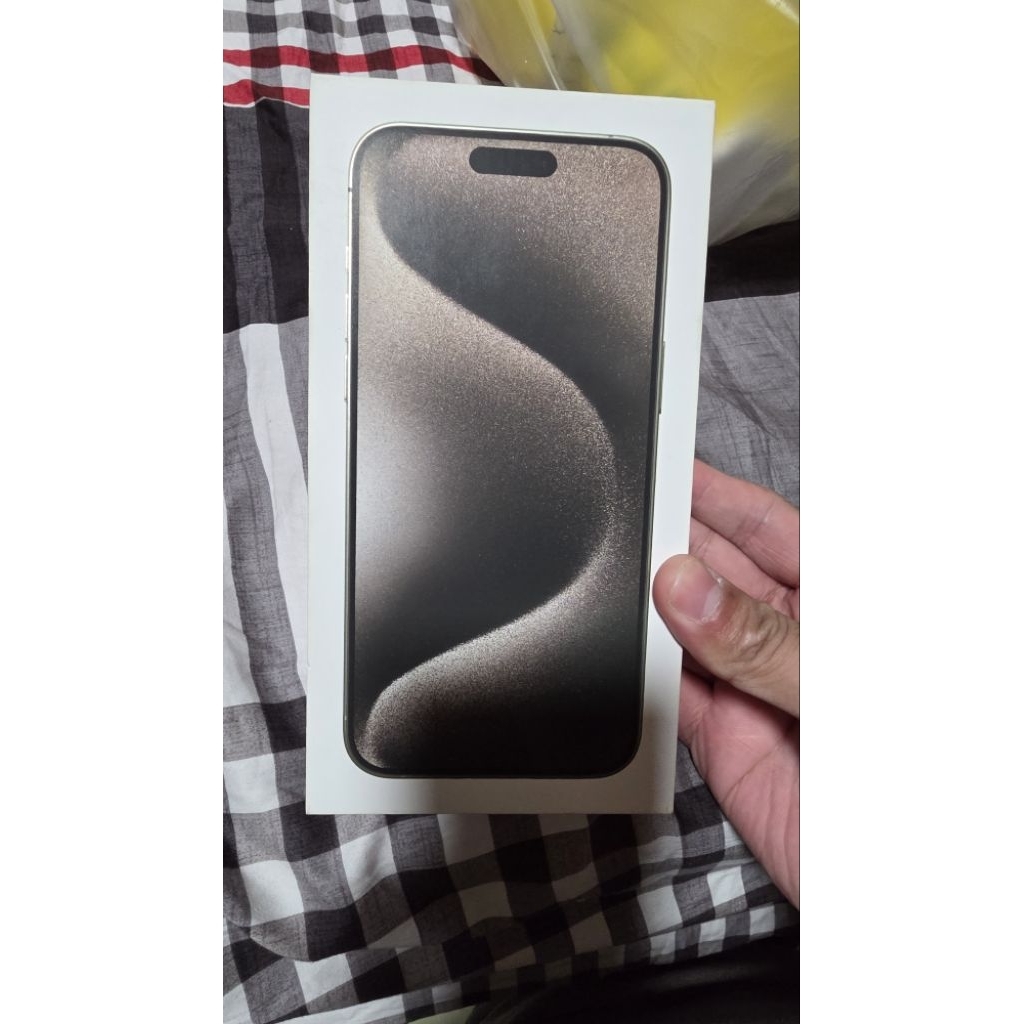​【零件機】iPhone 15 Pro Max 256GB (原色鈦) 主機板損壞 無法開機 無ID鎖