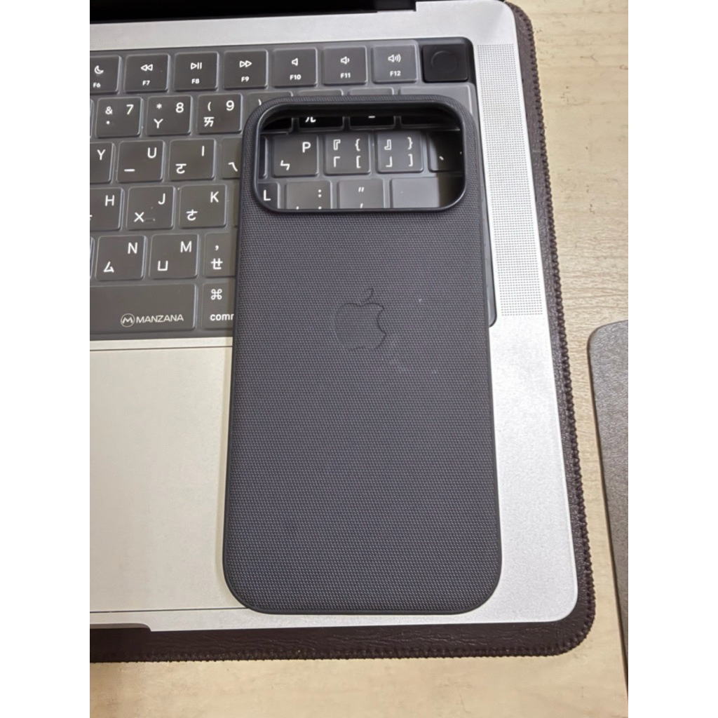 Apple 蘋果 iPhone 17 Pro Max 科技織紋保護殼 搭配 MagSafe