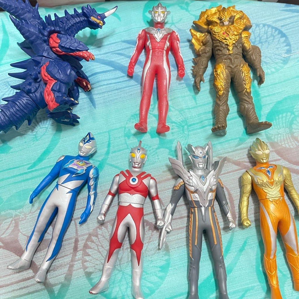 二手 BANDAI 日本正版 超人力霸王 日本正版軟膠 /全新超人力霸王撲克牌 德卡 傑洛 凱撒貝利亞