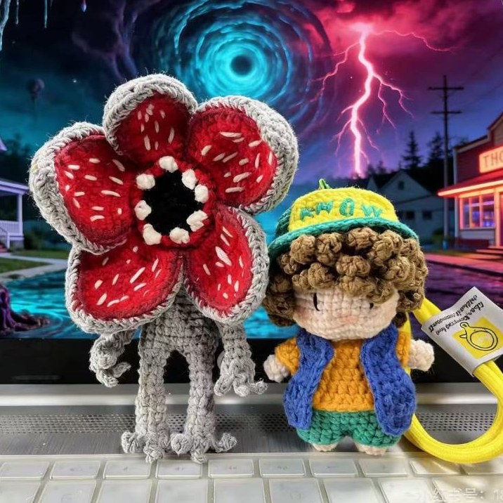 【隨心購✨️免運】手作 怪奇物語達斯汀漢堡人偶 手工針織 DIY 鈎織成品毛綫純手工製作 達達吊飾玩偶 達斯汀中國漢堡