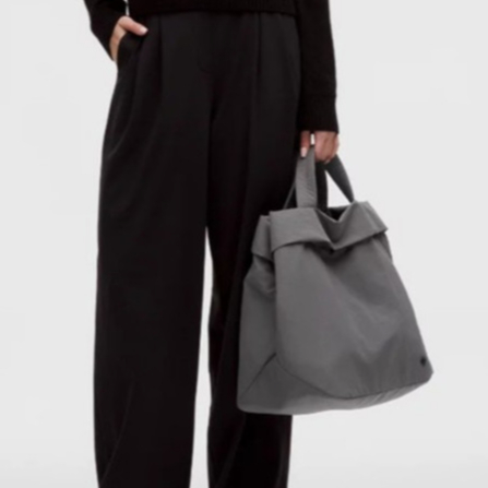 【Z-ONE】加拿大運動第一品牌 LULULEMON  On My Level Bag19L側背包