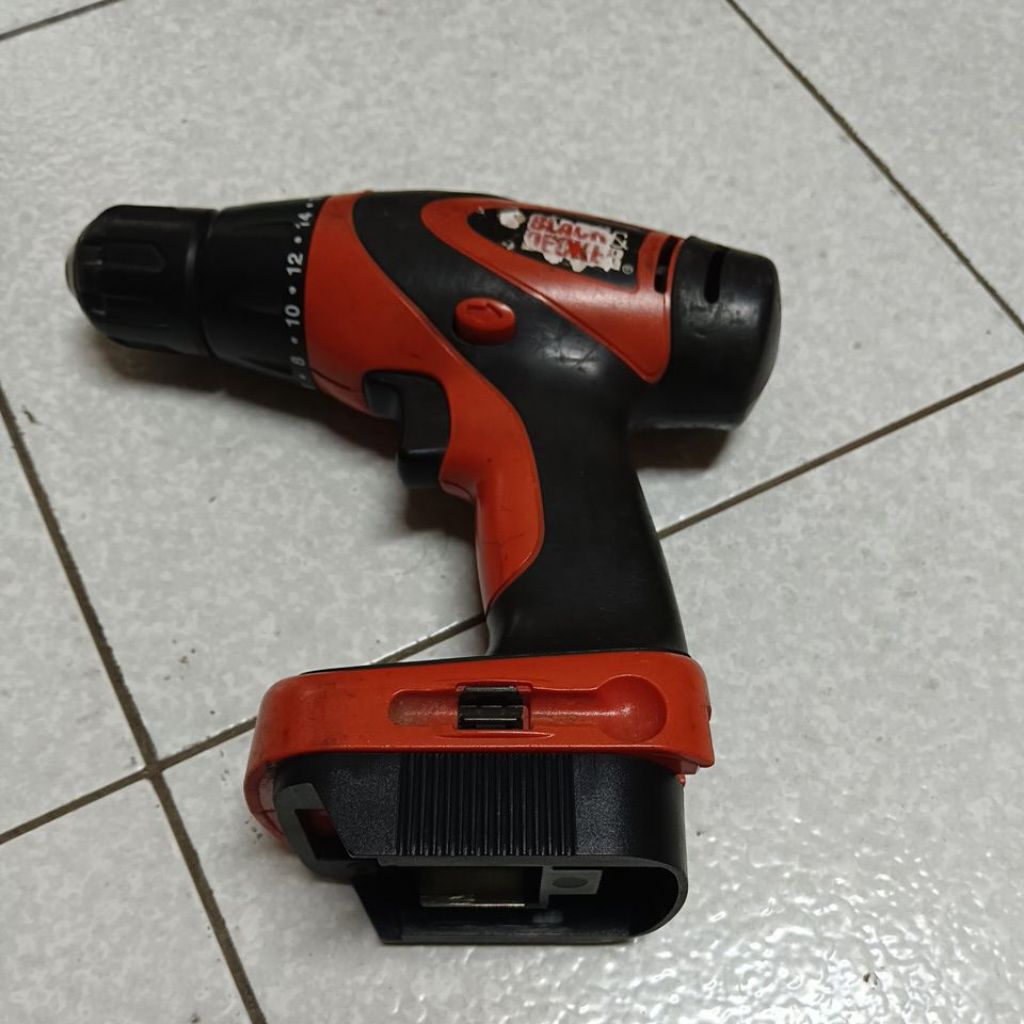 (二手良品)(電鑽改裝可用牧田電池) 電動工具