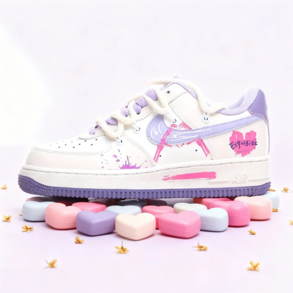 🔥革調 Nike Air Force 1 設計師客製款 空軍一號 手繪塗鴉“紫粉表白” 板鞋 休閒鞋 男女同款