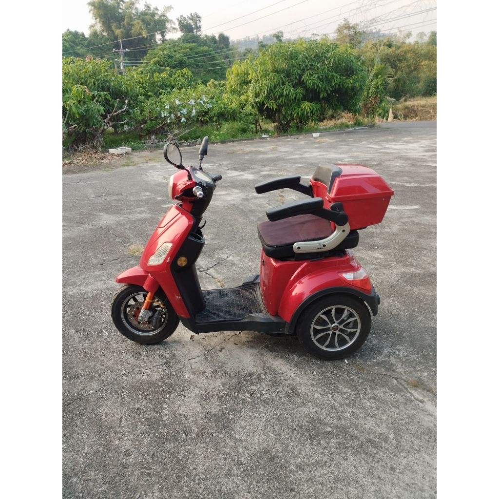 希少新古車　電動3輪車 機車造型款(免駕照) : 總太電動車-ZX3-電動機車造型款-微型電動二輪車